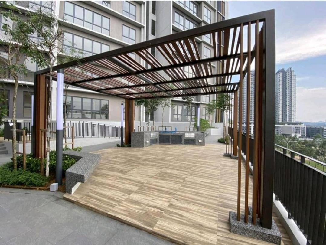 The Clio 2 Residences, Beside Conezion, Beside Ioi City Mall, Opposite Serdang Hospital, Beside Uniteen And Upm, Путраджая Экстерьер фото